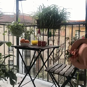 Apartment Pied A Terre Sant'agostino, Mailand