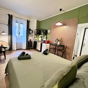  Apartamento La Bella Milano Charme 3 Km Away From Duomo/ Netflix & Wi-fi Included