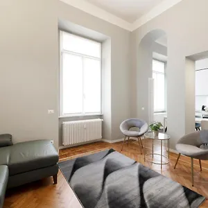 Daire Royal - Centro, Milano